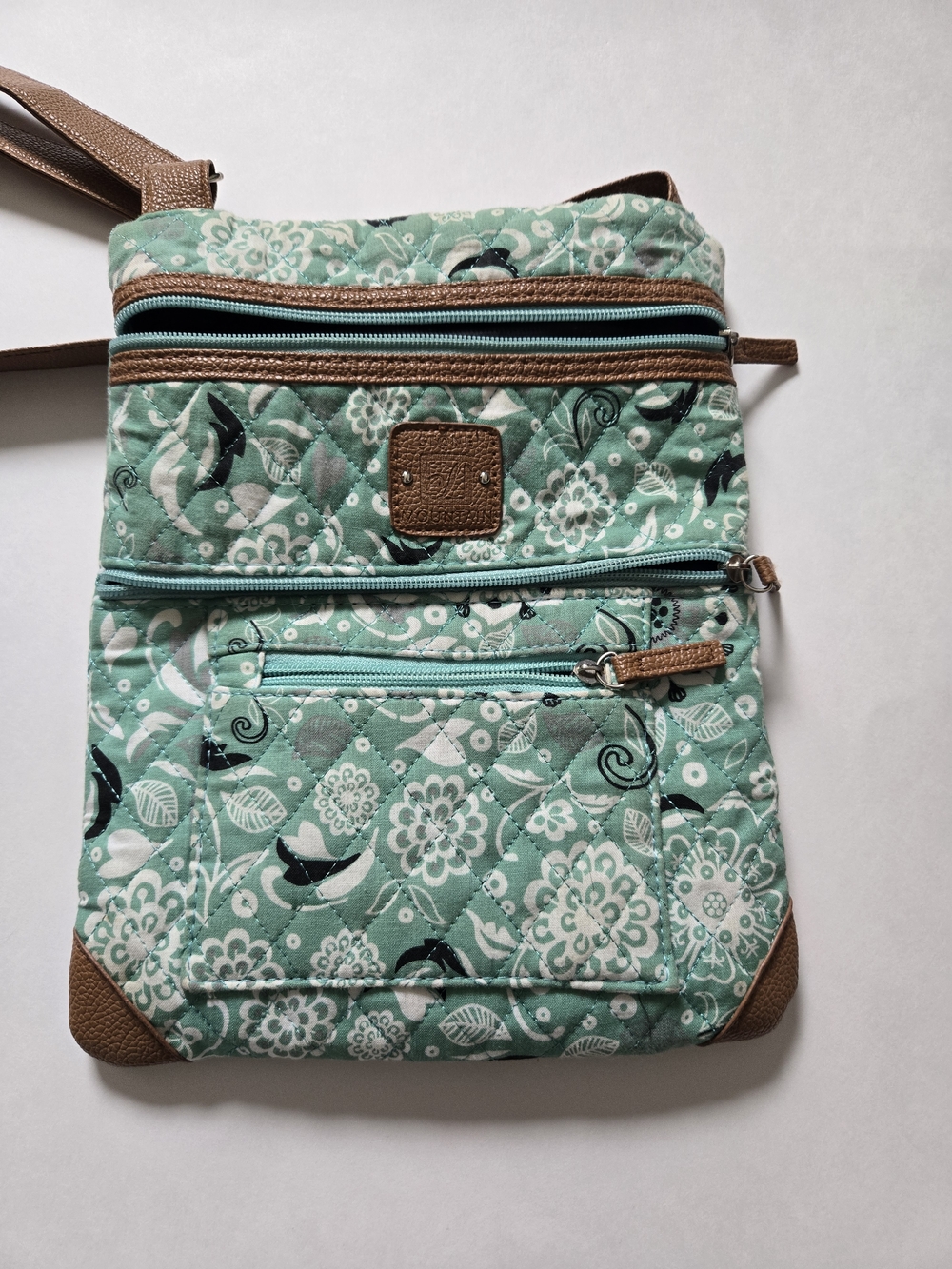 Stone Mountain Accessories Quilted Floral Crossbody in Mint